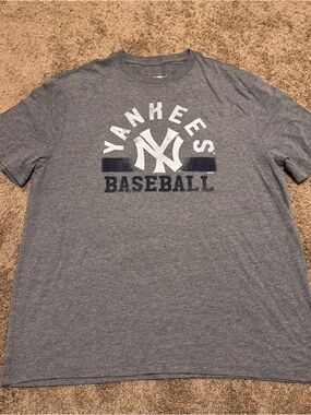 New York Yankees Shirt Mens XL Gray Short Sleeve MLB Logo